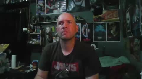 Snapshot of _longfellow chatting on 01-07-26, 05:48 That guy online show from 01-07-26, 05:48