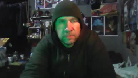 Snapshot of _longfellow chatting on 01-16-26, 06:50 That guy online show from 01-16-26, 06:50