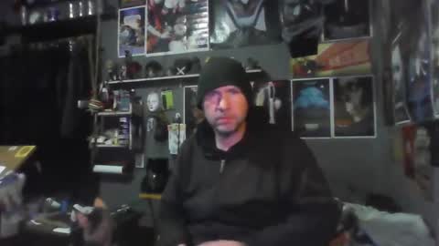 Snapshot of _longfellow chatting on 01-31-26, 07:11 That guy online show from 01-31-26, 07:11