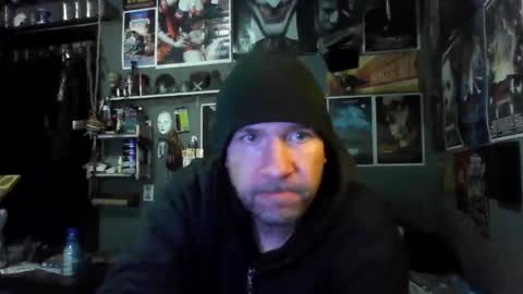 Snapshot of _longfellow chatting on 02-02-26, 04:49 That guy online show from 02-02-26, 04:49