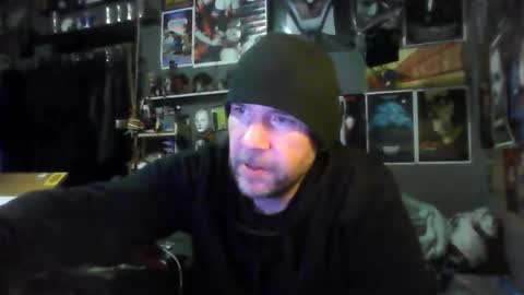 Snapshot of _longfellow chatting on 02-04-26, 04:46 That guy online show from 02-04-26, 04:46