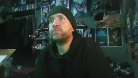 Snapshot of _longfellow chatting on 02-09-26, 04:27 That guy online show from 02-09-26, 04:27