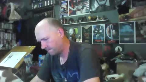 Snapshot of _longfellow chatting on 02-11-26, 07:41 That guy online show from 02-11-26, 07:41