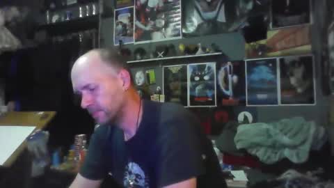 Snapshot of _longfellow chatting on 02-19-26, 04:41 That guy online show from 02-19-26, 04:41