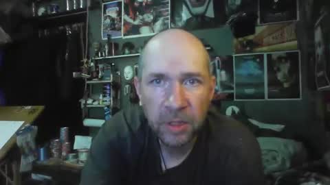 Snapshot of _longfellow chatting on 02-21-26, 04:41 That guy online show from 02-21-26, 04:41