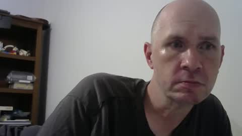 Snapshot of _longfellow chatting on 02-22-26, 09:30 That guy online show from 02-22-26, 09:30