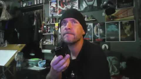 That guy online show from 04-10-26, 03:50