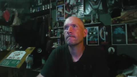 Snapshot of _longfellow chatting on 07-17-26, 12:28 That guy online show from 07-17-26, 12:28