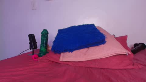 Lorrayne online show from 02-14-25, 05:57