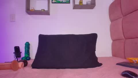 Lorrayne online show from 03-06-25, 11:58