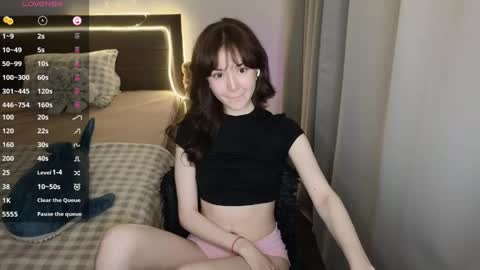 Ask me online show from 05-25-26, 12:16