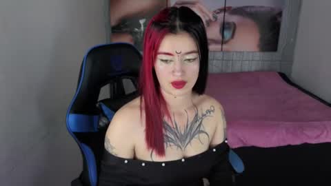 Lucia online show from 09-22-25, 09:06