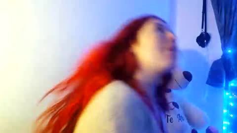 Snapshot of _lunaa__ chatting on 12-16-24, 12:59 _lunaa__ online show from 12-16-24, 12:59