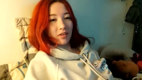 Snapshot of _lunaa__ chatting on 01-31-25, 06:35 _lunaa__ online show from 01-31-25, 06:35