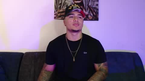 Snapshot of _luxury_23 chatting on 09-20-25, 06:31 STIVEN online show from 09-20-25, 06:31