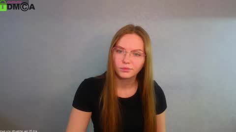 Snapshot of _lysafeta_ chatting on 02-01-25, 08:18 Welcome guys Pleasure to see you all here My name is Lysafeta and MichaelaTip menu is active Private is open online show from 02-01-25, 08:18