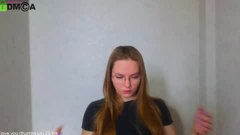 Snapshot of _lysafeta_ chatting on 04-27-26, 08:45 Welcome guys Pleasure to see you all here My name is Lysafeta and MichaelaTip menu is active Private is open online show from 04-27-26, 08:45