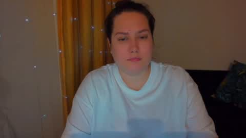 Snapshot of _madalexa_ chatting on 12-19-24, 04:57 Alexa online show from 12-19-24, 04:57