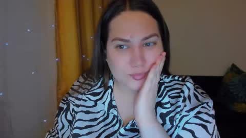 Snapshot of _madalexa_ chatting on 03-08-25, 08:35 Alexa online show from 03-08-25, 08:35