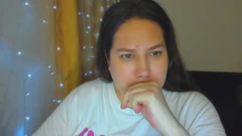 Snapshot of _madalexa_ chatting on 11-12-25, 04:51 Alexa online show from 11-12-25, 04:51