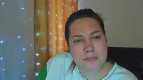 Snapshot of _madalexa_ chatting on 12-05-25, 05:49 Alexa online show from 12-05-25, 05:49
