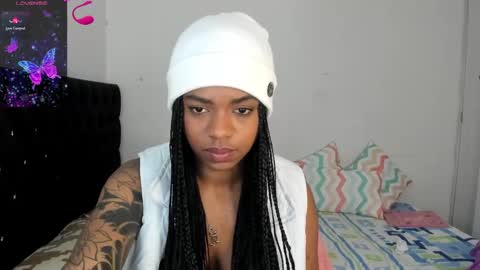 Snapshot of _marcela_22 chatting on 03-03-25, 12:16 MARCELA online show from 03-03-25, 12:16