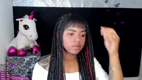 Snapshot of _marcela_22 chatting on 11-13-25, 01:59 MARCELA online show from 11-13-25, 01:59