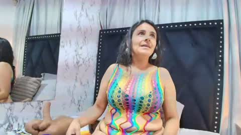 Snapshot of _marcela__ chatting on 06-27-26, 11:37 _marcela__ online show from 06-27-26, 11:37