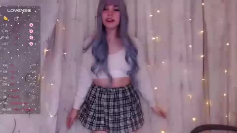 Kira online show from 02-11-25, 07:23