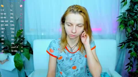 Scarlett online show from 01-30-25, 01:33