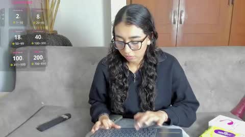 Snapshot of _maria_foxx_ chatting on 09-10-25, 03:28 Maria online show from 09-10-25, 03:28