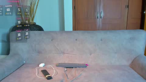 Snapshot of _maria_foxx_ chatting on 09-17-25, 02:35 Maria online show from 09-17-25, 02:35