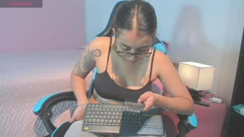 Snapshot of _maria_foxx_ chatting on 06-10-26, 12:04 Maria online show from 06-10-26, 12:04