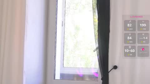 Snapshot of _maridragon_ chatting on 09-17-25, 06:26 Mari online show from 09-17-25, 06:26