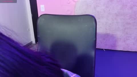 Snapshot of _mavis2 chatting on 10-14-25, 07:58 Mavis online show from 10-14-25, 07:58