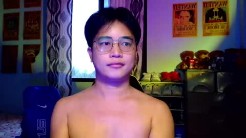 MAX Dont forget to follow online show from 04-28-26, 09:36