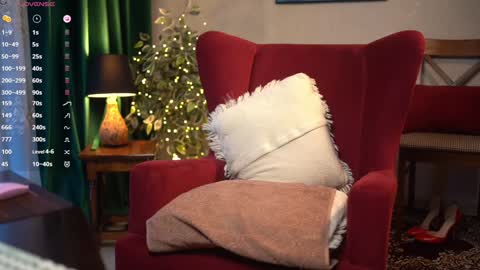 Lina online show from 01-27-25, 11:11