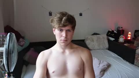  Medaed20  online show from 10-10-25, 01:32