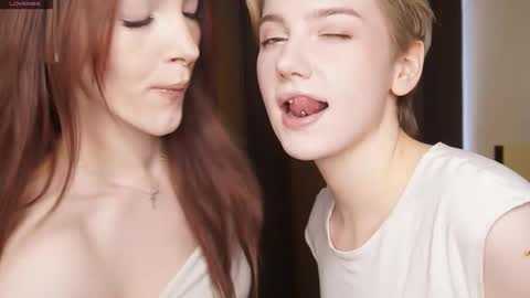 Elva and Kate  online show from 02-25-26, 06:12