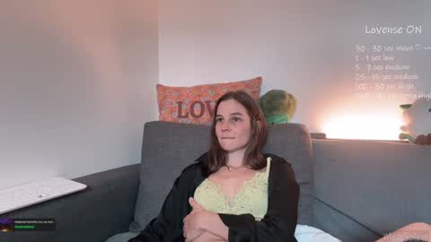 Snapshot of _meg chatting on 11-26-25, 08:15 Meg online show from 11-26-25, 08:15