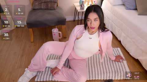 Snapshot of _megaan__ chatting on 04-25-26, 01:41 Megan online show from 04-25-26, 01:41