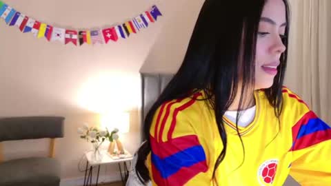 Snapshot of _megaan__ chatting on 06-27-26, 12:22 Megan online show from 06-27-26, 12:22