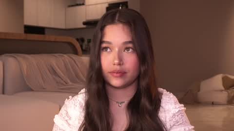 Snapshot of _meghan_gomez1_ chatting on 10-19-25, 11:38 online show from 10-19-25, 11:38