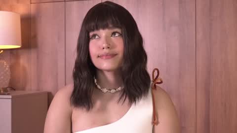 Snapshot of _meghan_gomez1_ chatting on 10-28-25, 08:11 online show from 10-28-25, 08:11