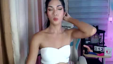 Melly online show from 03-12-26, 09:26