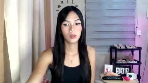 Melly online show from 05-18-26, 11:16