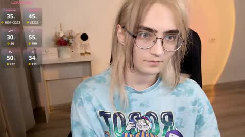 _meow_neko_ online show from 04-17-26, 09:29