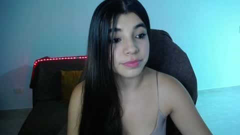  MIa blue 18  online show from 04-08-26, 11:48