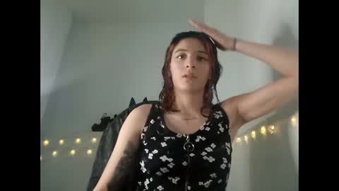 Mia-foster online show from 01-12-25, 09:40