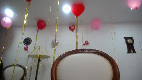 Snapshot of _miaaleon chatting on 02-12-25, 01:06 Mia online show from 02-12-25, 01:06